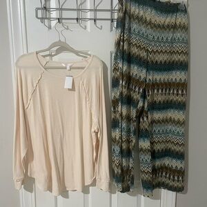 Cream Top and Chevron Pattern Pants Set 1x